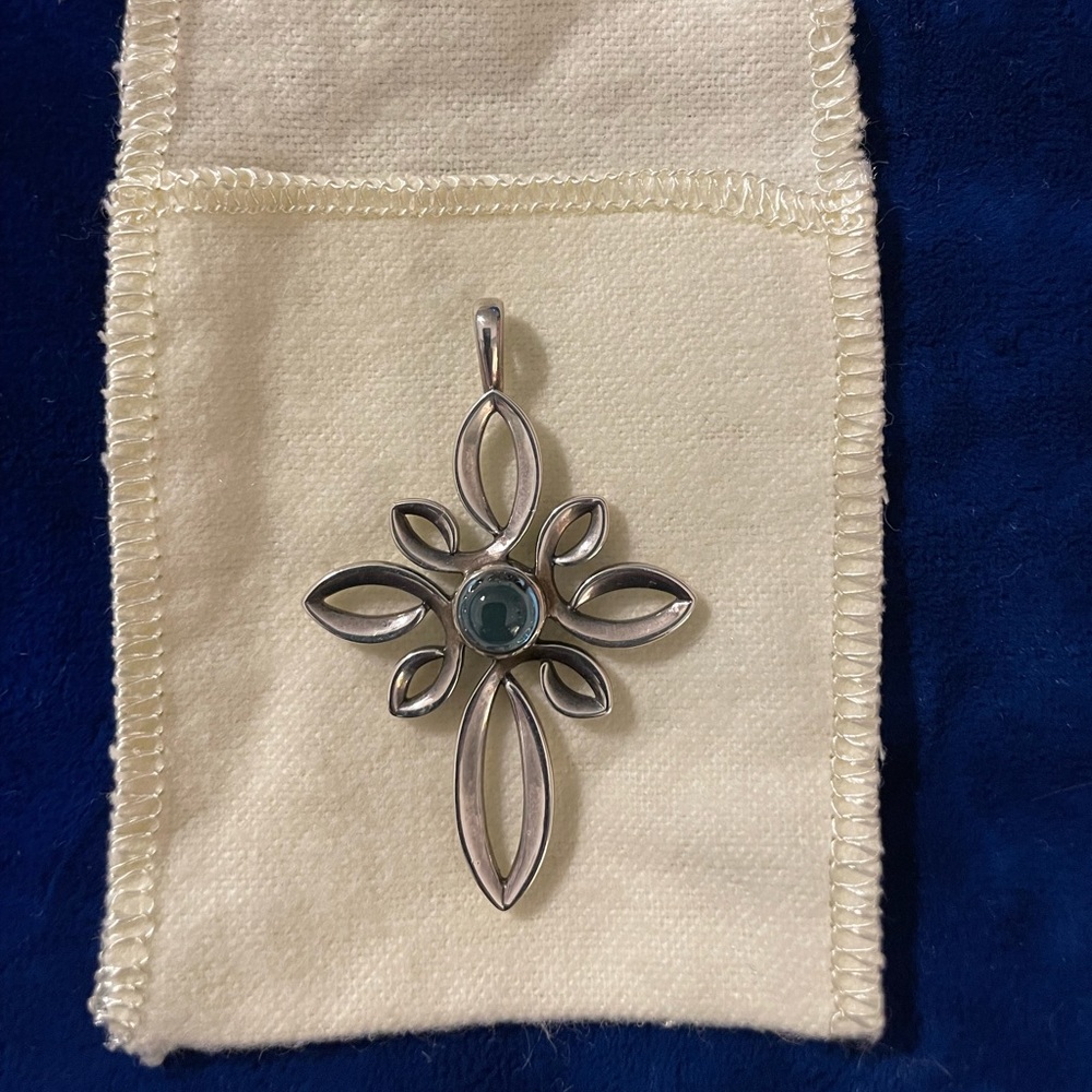 Retired James Avery pendant